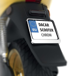 Ramka na tablicę rejestracyjną skutera (na tablicę 140x114mm) kolor chrom