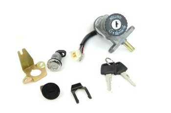 STACYJKA Z ZESTAWEM ZAMKÓW