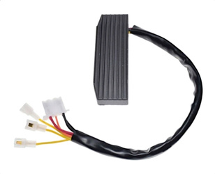 Voltage regulator for Suzuki VS 750 Intruder, 32800-38A00